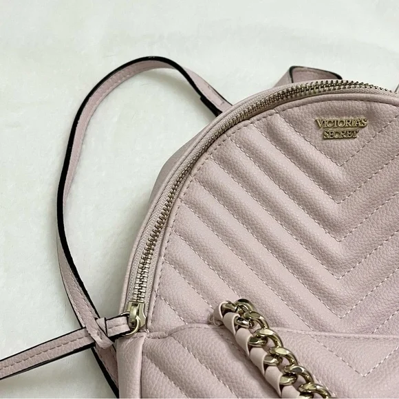 Victorias Secret Light Pink Quilted Mini Backpack - Picture 4 of 9